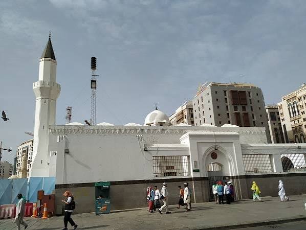 images (1)