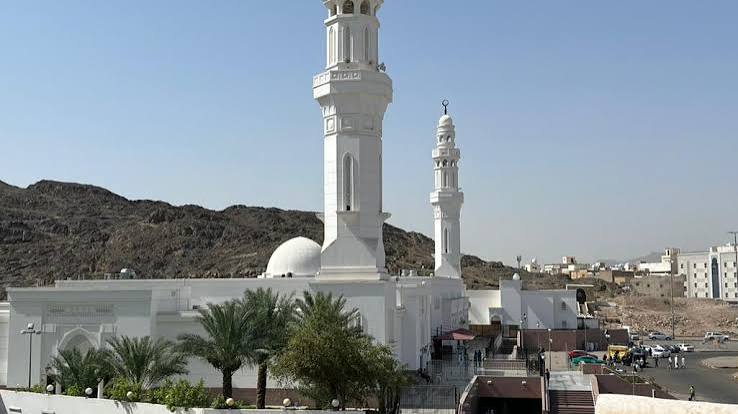 masjid alkhandaq